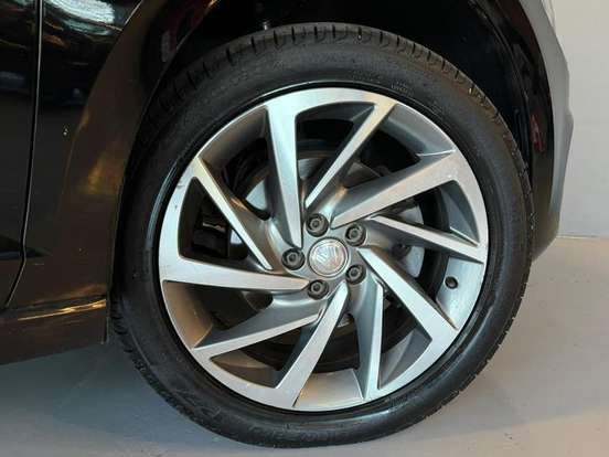VOLKSWAGEN-VIRTUS-2018