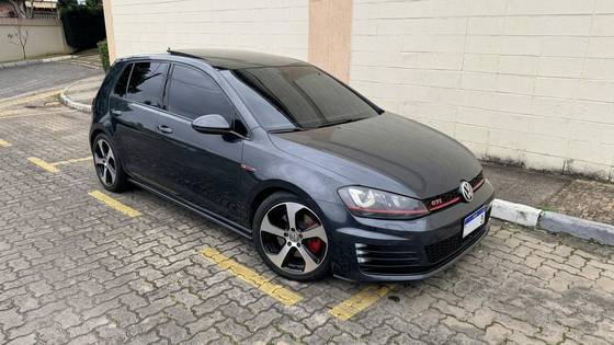VOLKSWAGEN GOLF 2.0 TSI GTI 16V TURBO GASOLINA 4P AUTOMÁTICO