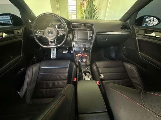 VOLKSWAGEN-GOLF-2.0 TSI GTI 16V TURBO GASOLINA 4P AUTOMÁTICO VOLKSWAGEN-GOLF-2017