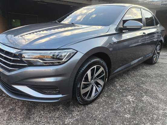 VOLKSWAGEN-JETTA-2018