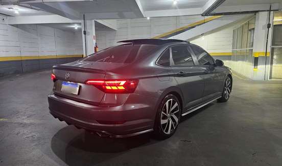 VOLKSWAGEN-JETTA-2020