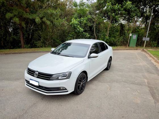 VOLKSWAGEN JETTA 2.0 TSI HIGHLINE 211CV GASOLINA 4P TIPTRONIC