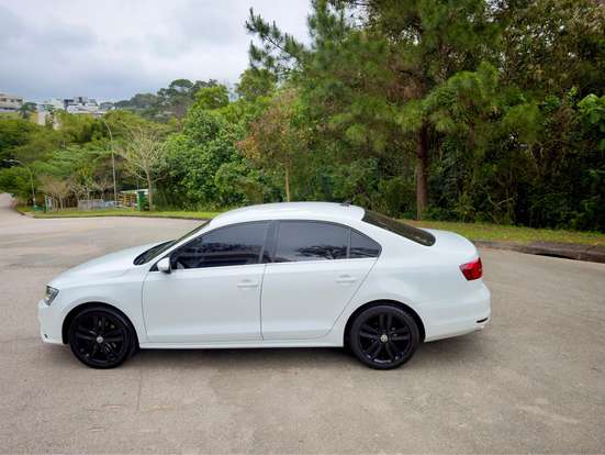 VOLKSWAGEN-JETTA-2014