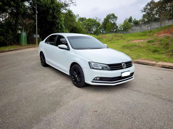 VOLKSWAGEN-JETTA-2.0 TSI HIGHLINE 211CV GASOLINA 4P TIPTRONIC VOLKSWAGEN-JETTA-2014
