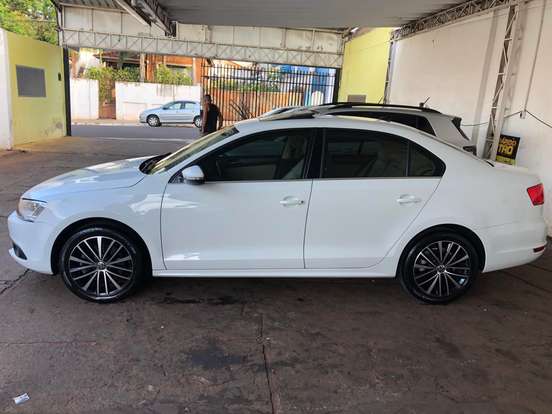 VOLKSWAGEN-JETTA-2.0 TSI HIGHLINE 211CV GASOLINA 4P TIPTRONIC VOLKSWAGEN-JETTA-2014