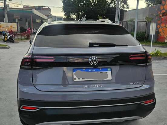 VOLKSWAGEN-NIVUS-1.0 200 TSI TOTAL FLEX HIGHLINE AUTOMÁTICO VOLKSWAGEN-NIVUS-2023