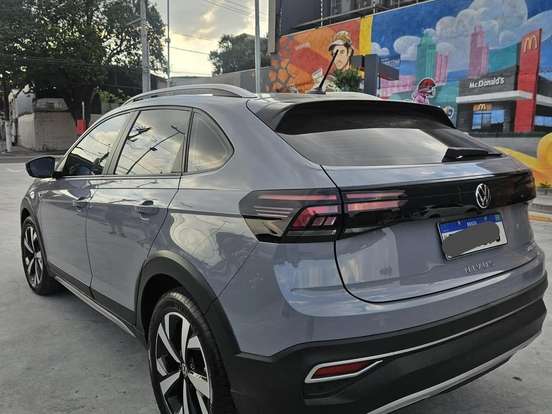 VOLKSWAGEN-NIVUS-1.0 200 TSI TOTAL FLEX HIGHLINE AUTOMÁTICO VOLKSWAGEN-NIVUS-2023