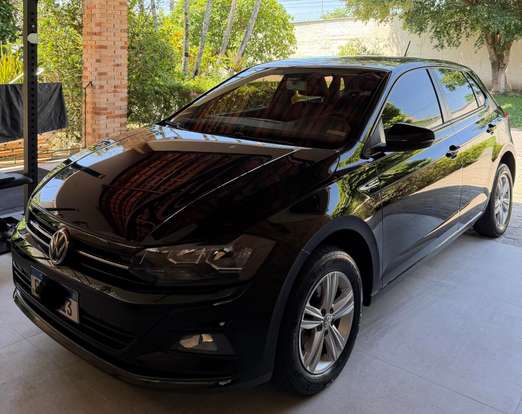 VOLKSWAGEN-POLO-2018