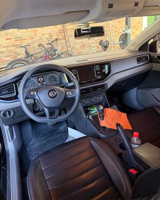 VOLKSWAGEN-POLO-2018