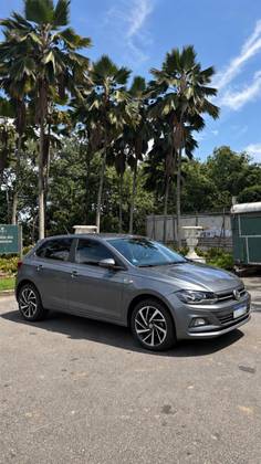 VOLKSWAGEN POLO 1.0 200 TSI HIGHLINE AUTOMÁTICO