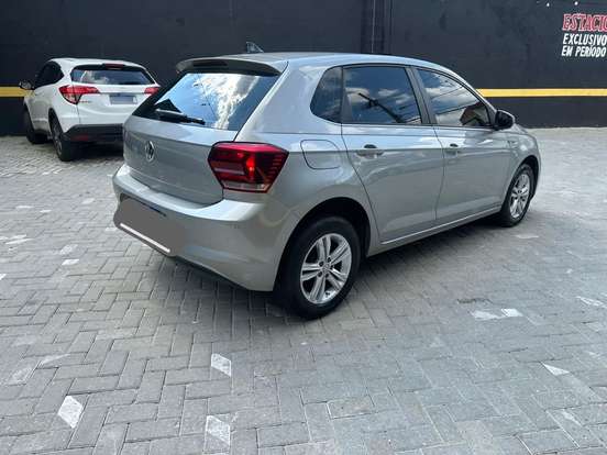 VOLKSWAGEN-POLO-2018