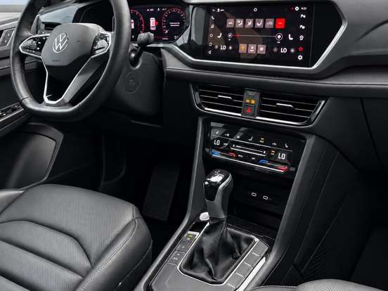 VOLKSWAGEN-TAOS-1.4 250 TSI TOTAL FLEX HIGHLINE AUTOMÁTICO VOLKSWAGEN-TAOS-2023