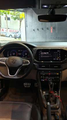 VOLKSWAGEN-T-CROSS-2024