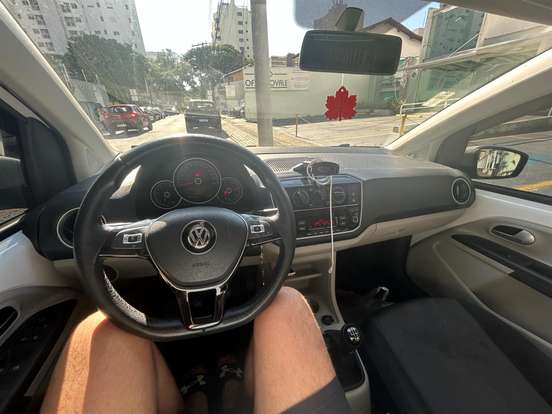 VOLKSWAGEN-UP-1.0 TSI MOVE UP 12V FLEX 4P MANUAL VOLKSWAGEN-UP-2017