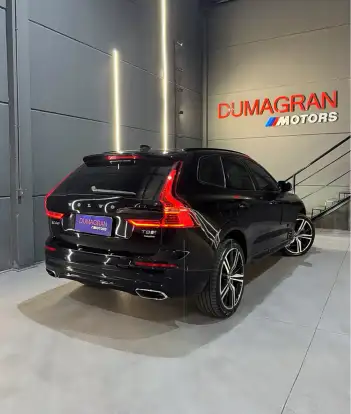 VOLVO-XC60-2020