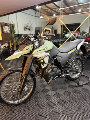 YAMAHA-XTZ 250 LANDER CONNECTED-2025