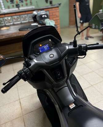 YAMAHA-NMAX CONNECTED 160 ABS YAMAHA-NMAX CONNECTED 160 ABS-2025