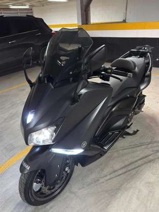 YAMAHA-TMAX-2014