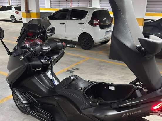 YAMAHA-TMAX YAMAHA-TMAX-2014