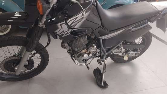 YAMAHA-XT 600 E-2000