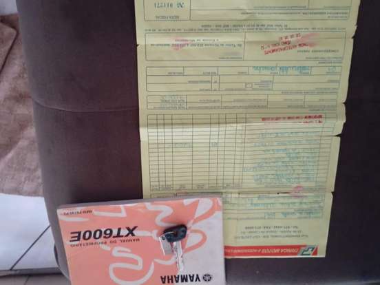YAMAHA-XT 600 E YAMAHA-XT 600 E-2000