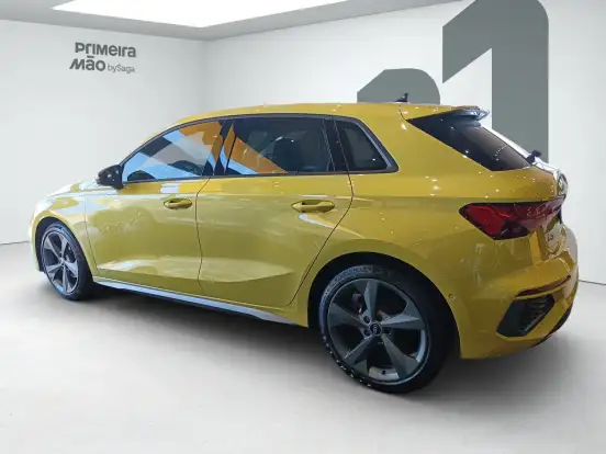 AUDI-A3-2021