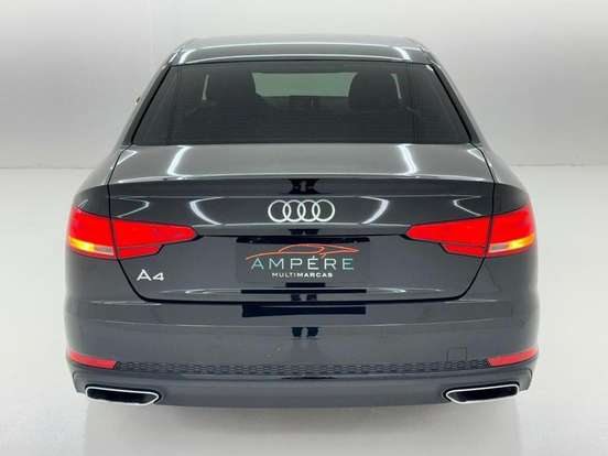 AUDI-A4-2019