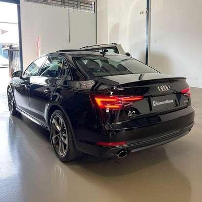 AUDI-A4-2017