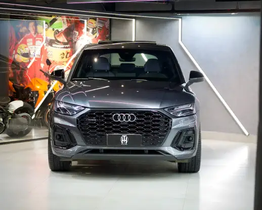 AUDI-Q5-2023