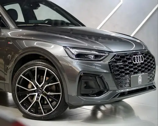 AUDI-Q5-2023