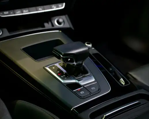 AUDI-Q5-2023