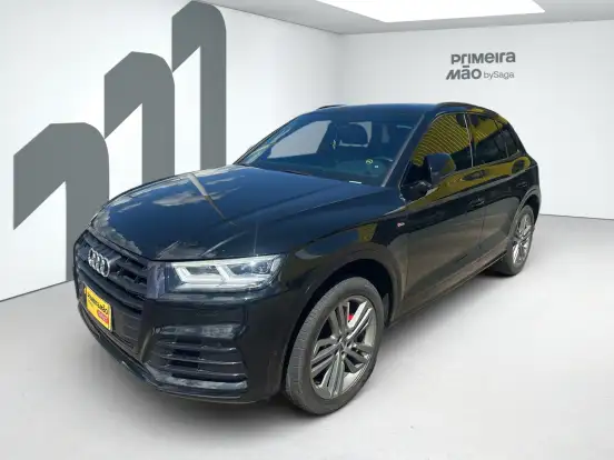 AUDI-Q5-2019