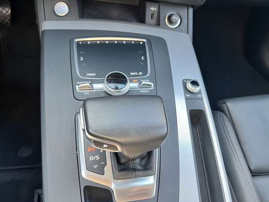 AUDI-Q5-2018