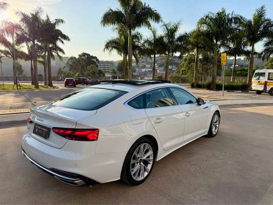 AUDI-A5-2021