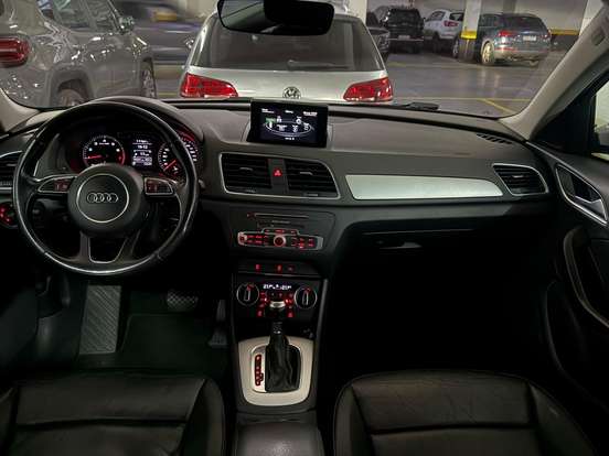 AUDI-Q3-2016