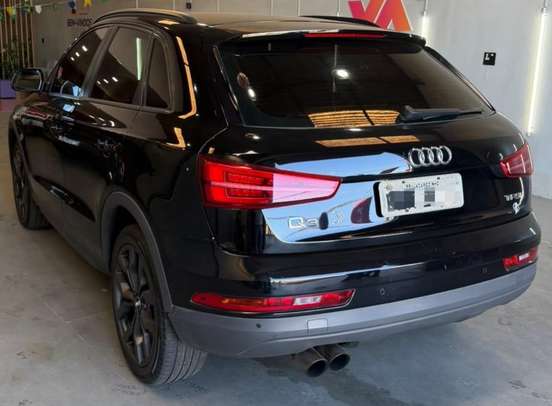 AUDI-Q3-2015
