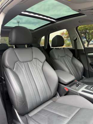 AUDI-Q5-2021