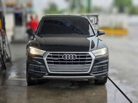 AUDI-Q5-2017