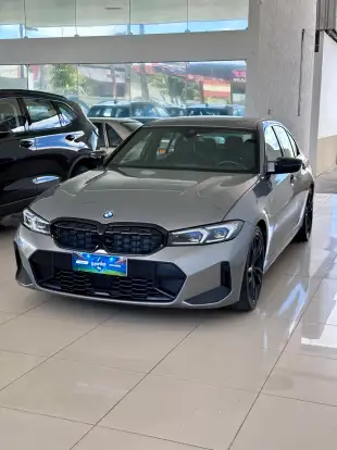 BMW-320i-2022