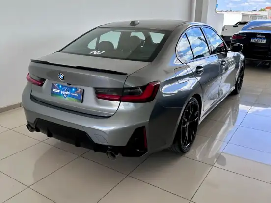 BMW-320i-2.0 16V TURBO FLEX M SPORT AUTOMÁTICO BMW-320i-2022