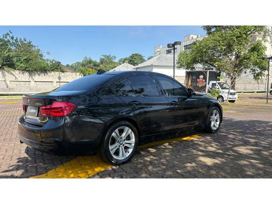 BMW-320i-2016