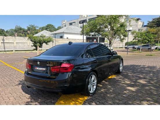 BMW-320i-2.0 SPORT GP 16V TURBO ACTIVE FLEX 4P AUTOMÁTICO BMW-320i-2016
