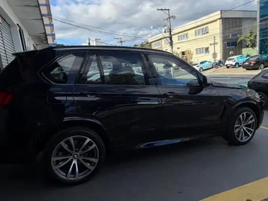 BMW-X5-3.0 4X4 M50D I6 TURBO DIESEL 4P AUTOMÁTICO BMW-X5-2015