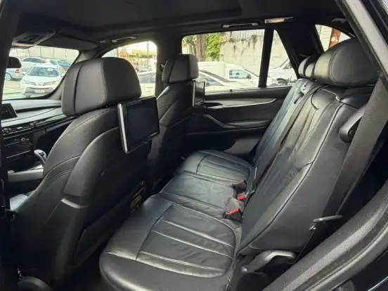 BMW-X5-3.0 4X4 M50D I6 TURBO DIESEL 4P AUTOMÁTICO BMW-X5-2015