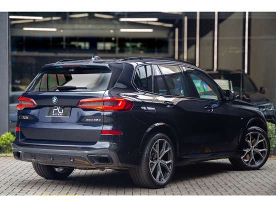 BMW-X5-3.0 I6 TURBO HÍBRIDO XDRIVE45E M SPORT AUTOMÁTICO BMW-X5-2020