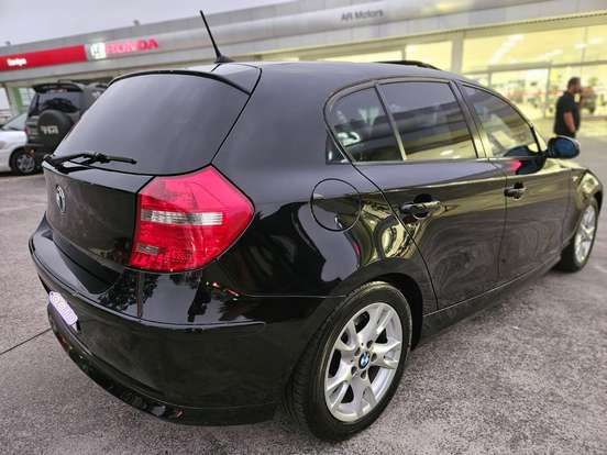 BMW-116i-2008