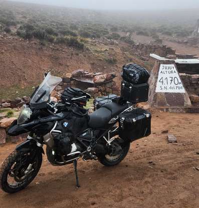 BMW-R 1250 GS ADVENTURE TRIPLE BLACK-2024