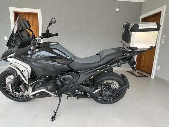 BMW-R 1300 GS TRIPLE BLACK BMW-R 1300 GS TRIPLE BLACK-2025