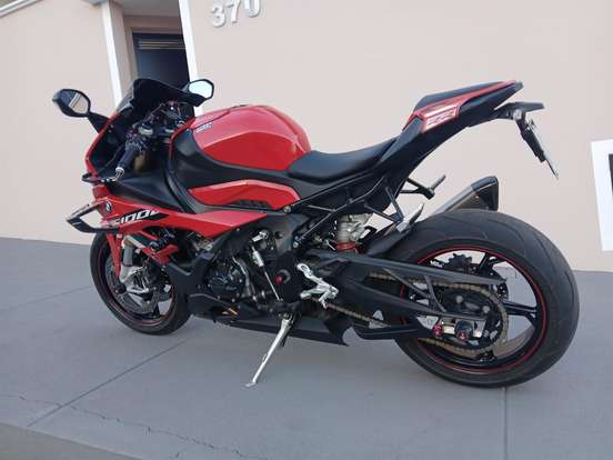 BMW-S 1000 RR-2024