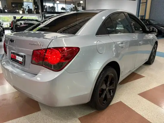 CHEVROLET-CRUZE-2011